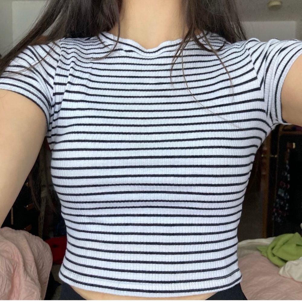 H&M medium striped crop top